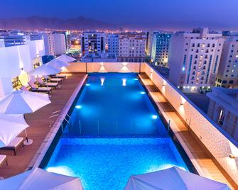 Centara Muscat Hotel Oman - มัสกัต - สระว่ายน้ำ