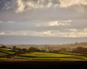 The Ullswater Suites at Whitbarrow - Windermere - Outdoor view