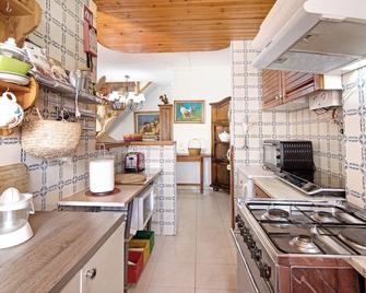 Apartment 'T3 Duplex Albufeira' near the Beach with Sea View, Private Terrace and Wi-Fi - Armação de Pêra - Cocina