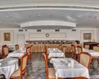 Al Khalidiah Resort - Sharjah - Restaurante