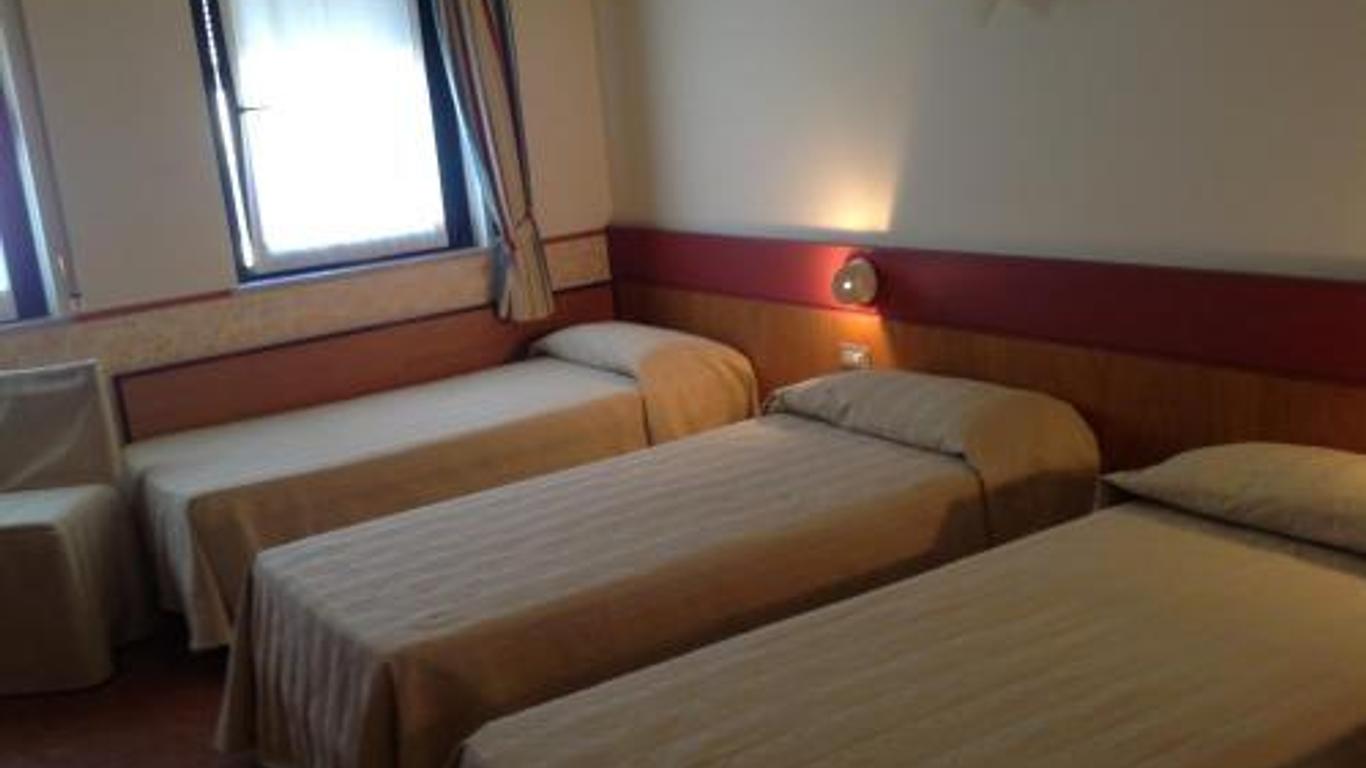 Hotel Roma