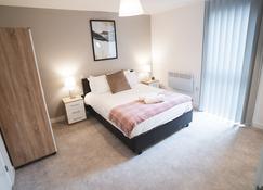 Birtin Works Apartments - Brand New - City Centre - Sheffield - Bedroom