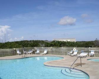 Cape Hatteras Motel - Buxton - Piscina