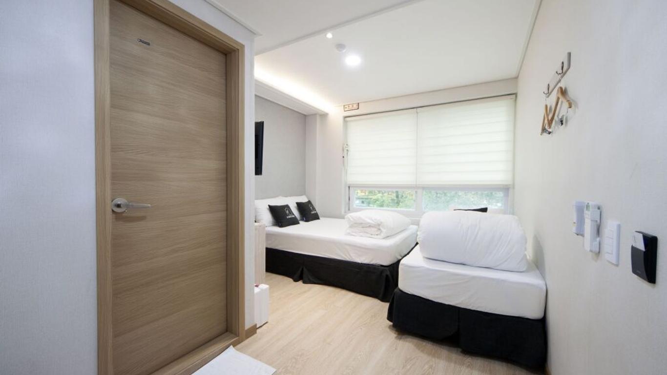 K Guesthouse Premium Busan 1
