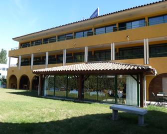 Best Western Gemenos en Provence - Gémenos - Building