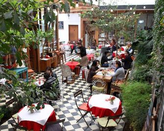 Lodging in a private room - Santiago - Restaurant