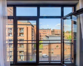 Lumina loft near Museum of art - Łódź - Balcón