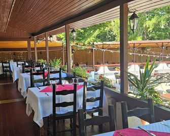 Ilinca - Нептун - Ресторан