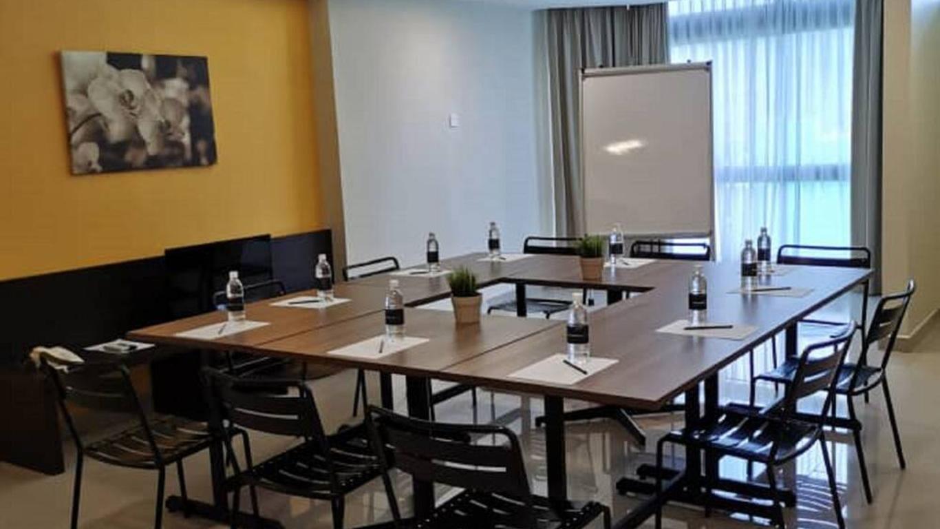 فهرنهايت سويتس بوكيت بينتانج، كوالالمبور