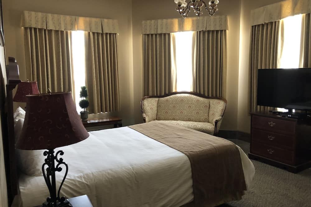 Hotel Senator - ססקאטון - חדר שינה