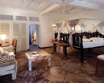 Sandies Tropical Village - Malindi - Schlafzimmer