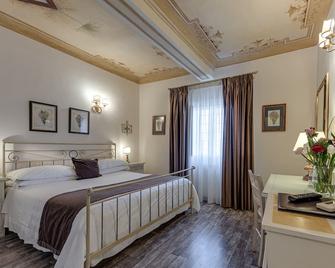 Hotel Palazzo di Valli - Siena - Schlafzimmer