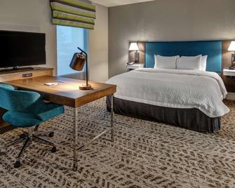 Hampton Inn & Suites Nashville/Goodlettsville - Goodlettsville - Bedroom