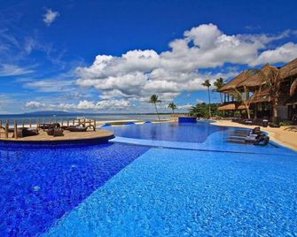 The Bellevue Resort - Panglao - Svømmebasseng