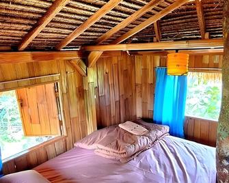 Lumbung Langit Bali house & hostel - Tampaksiring - Bedroom