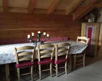 Holiday apartment Pieve di Bono for 1 - 5 persons with 2 bedrooms - Holiday apartment - Pieve di Bono - Dining room