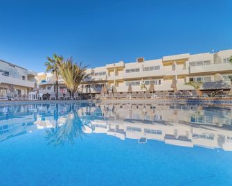 Hotel Arena Suite - Adults Only - Corralejo - Bể bơi
