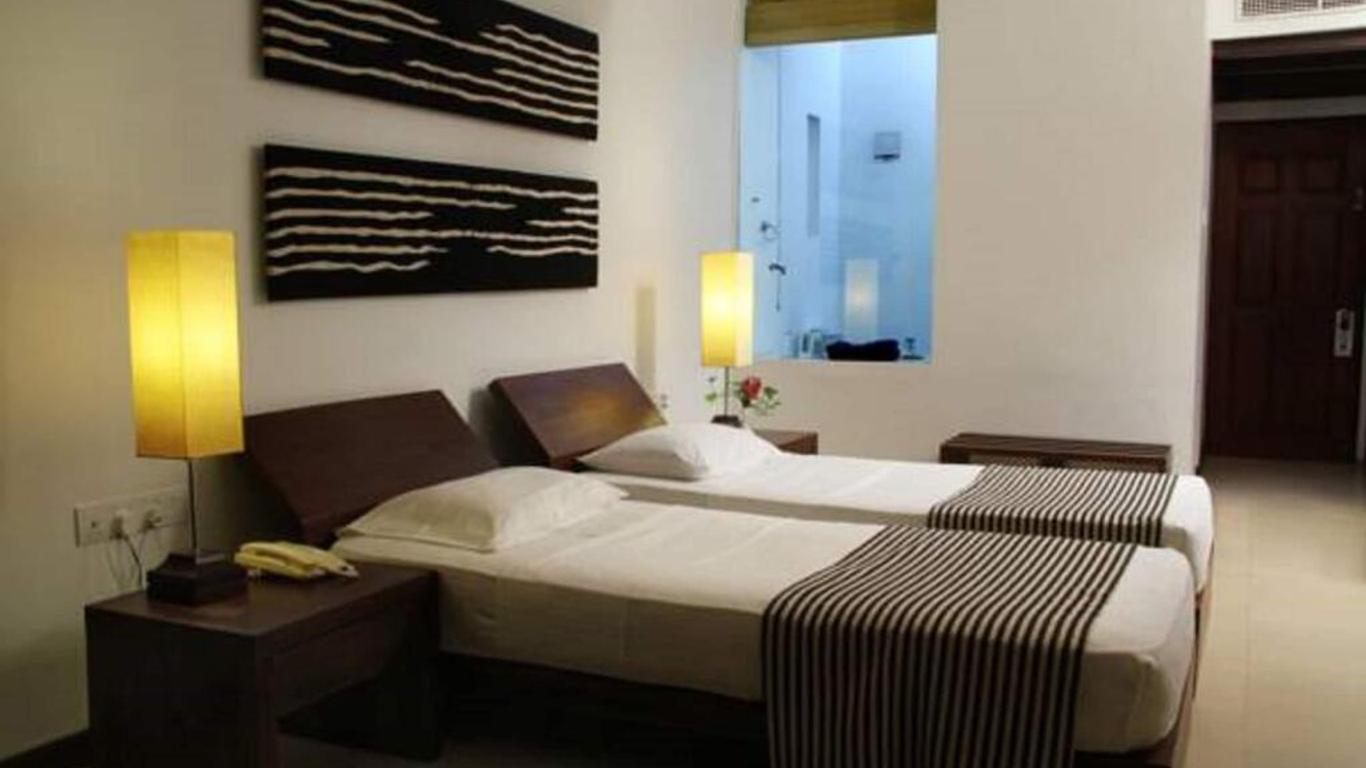 Goldi Sands Hotel