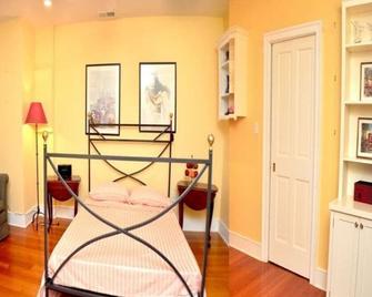 Capitol Hill East Markety - Washington, D.C. - Bedroom