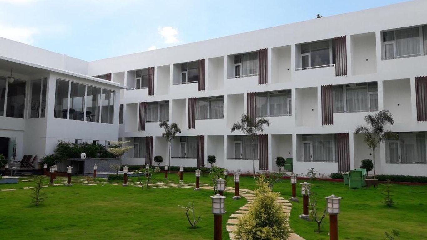 Saaral Resorts & Hotels Pvt Ltd