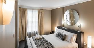 Clarendon Hotel - Newcastle - Bedroom