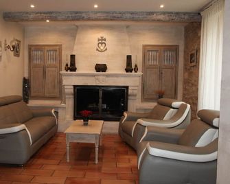 Rental Magnificent Provencal farmhouse of espiguette in a regional park Alpille - Saint-Rémy-de-Provence - Soggiorno