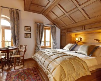 Ambra Cortina Luxury&Fashion Hotel - Cortina d'Ampezzo - Camera da letto