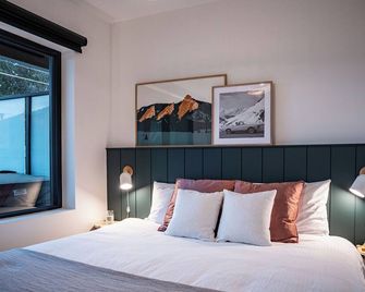 The Céilí Cottage - Revelstoke - Bedroom