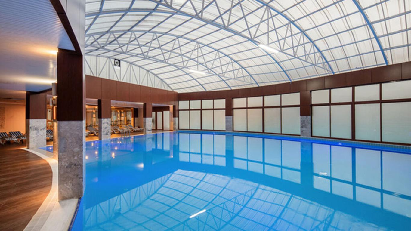 Selge Beach Resort & Spa
