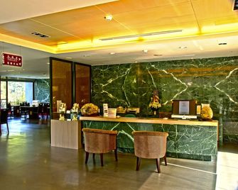 Hwayang Boutique Hot Spring Resort - Xindian District