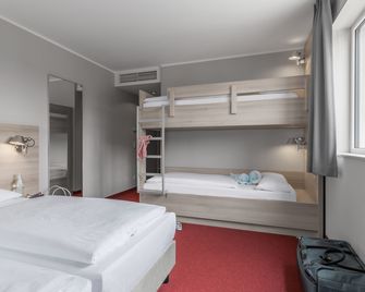 Serways Hotel Spessart Süd - Weibersbrunn - Slaapkamer