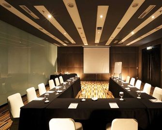 Akmani Hotel Jakarta - Yakarta - Sala de reuniones