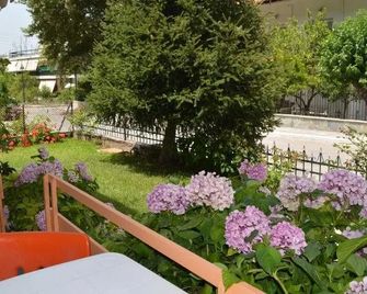 Dimitra Hotel - Kamena Vourla - Balcony