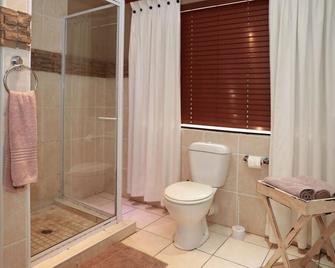 Big '5' Guesthouse - Kempton Park