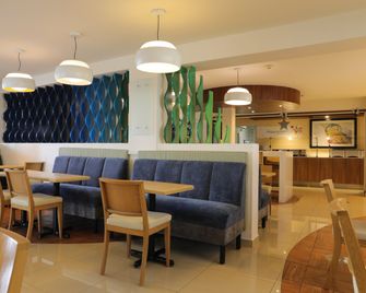 Holiday Inn Express Piedras Negras By IHG - Piedras Negras (Zaragoza) - Restaurace
