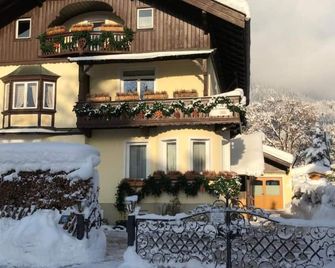 Gästehaus Maria - Garmisch-Partenkirchen - Building