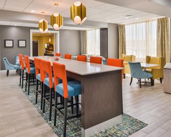 Hampton Inn Emporia - Emporia - Restaurace