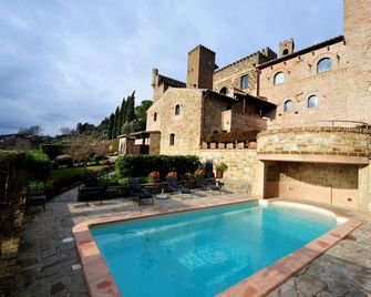 Castello DI Monterone - Perugia - Pool