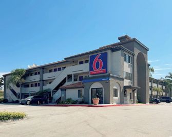 Studio 6 Bellflower Ca Los Angeles - Bellflower - Gebouw