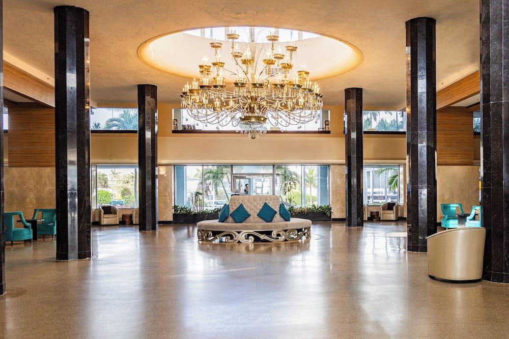 شيري فرونتيناس أوشنفرونت هوتل - ميامي بيتش - ردهة