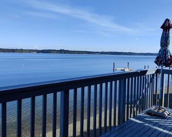 The pictures don’t capture the peace this place provides. Amanda W. - Olympia - Balcony