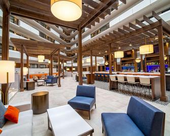 Embassy Suites by Hilton Kansas City Overland Park - Overland Park - Bar