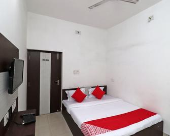 OYO 42907 Hotel Bhuneshwar - Rāmgarh - Habitación