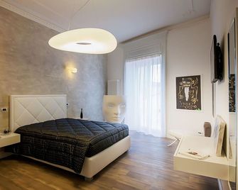 Ferrari Suite - Campobasso - Habitación