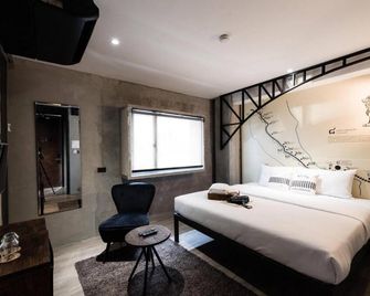 Westory Design Poshtel - Kanchanaburi - Sovrum