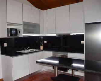 A Casa da Sofia - Vila Real - Küche
