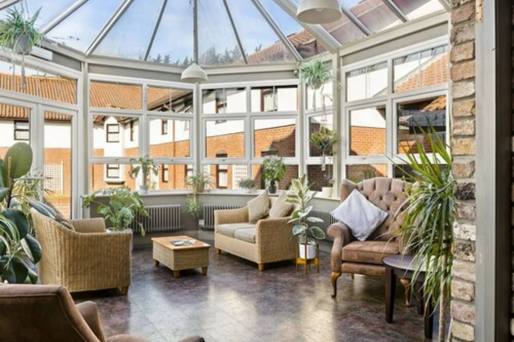 دراجونفلاي هوتل كولتشيستر - كولشيستر - ردهة