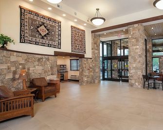 Ensuring a Very Comfortable & Memorable Stay! Outdoor Pool, Free Parking! - 그랜드 캐니언 빌리지 - 로비