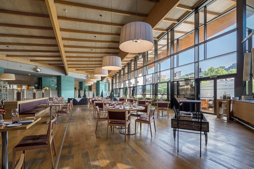 هوتل بويرتا دي بيلباو