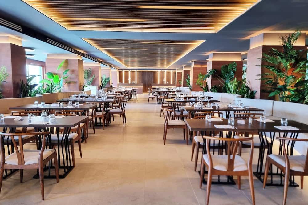 أليموري باي ريزورت